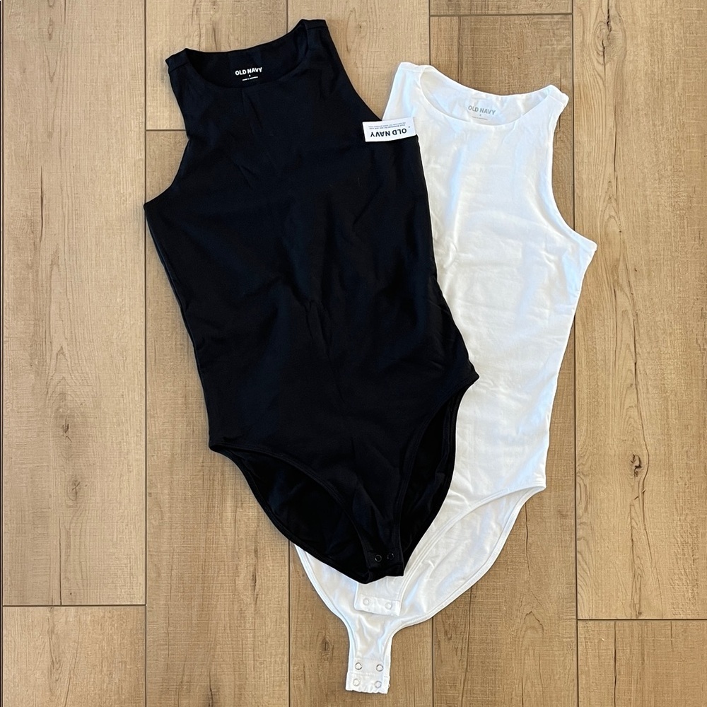 Old Navy Women’s Black and White Bodysuit Set
